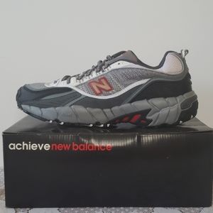 New Balance 805 Sneakers